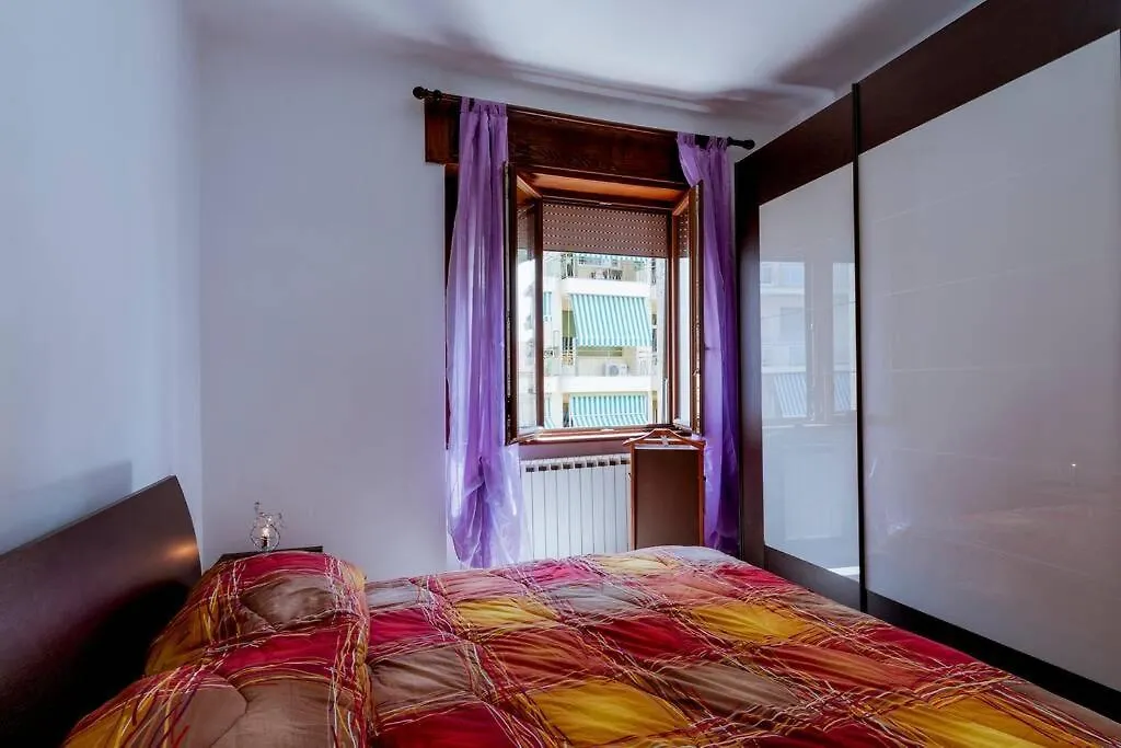 Appartamento Goethe - 2 Camere - 100M Stazione - 200M Palafiori Sanremo 0*,  Italy