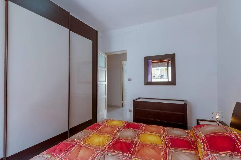 Appartamento Goethe - 2 Camere - 100M Stazione - 200M Palafiori Sanremo